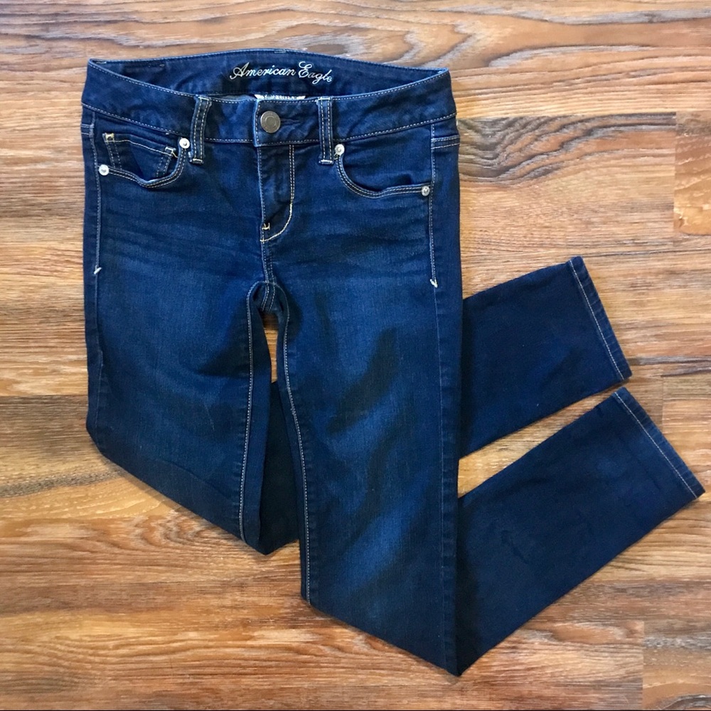 AMERICAN EAGLE Skinny Jean